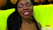 Ebony Beauty Fortula verehrt Schwänze - Deutsche Goo Girls